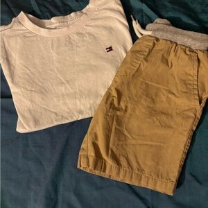 Boys size 4 NWOT Tommy Hilfiger Tshirt & Tan wonder nation shorts